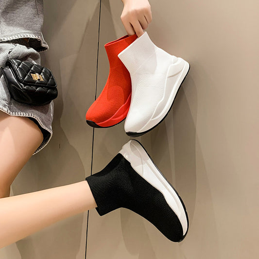 Unisex Thick Bottom Round Head Flying Socks Boots