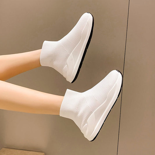 Unisex Thick Bottom Round Head Flying Socks Boots